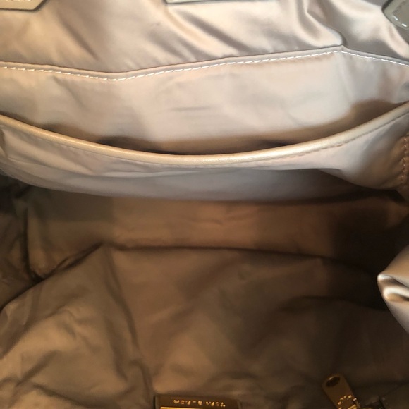 Tory Burch Ella Mini Taupe Puffer Bag. NWOT Approx 13” W x 10” H. Handle drop 8” - Picture 9 of 12